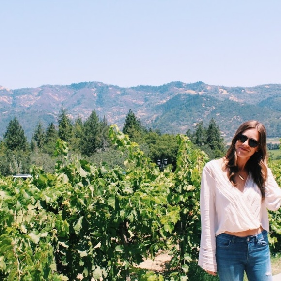 Meet your Posher, Meredith - Picture 7 of 8